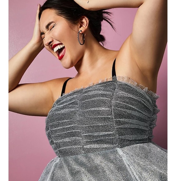 Betsey Johnson x Torrid Tulle Strapless Dress - Picture 4 of 6